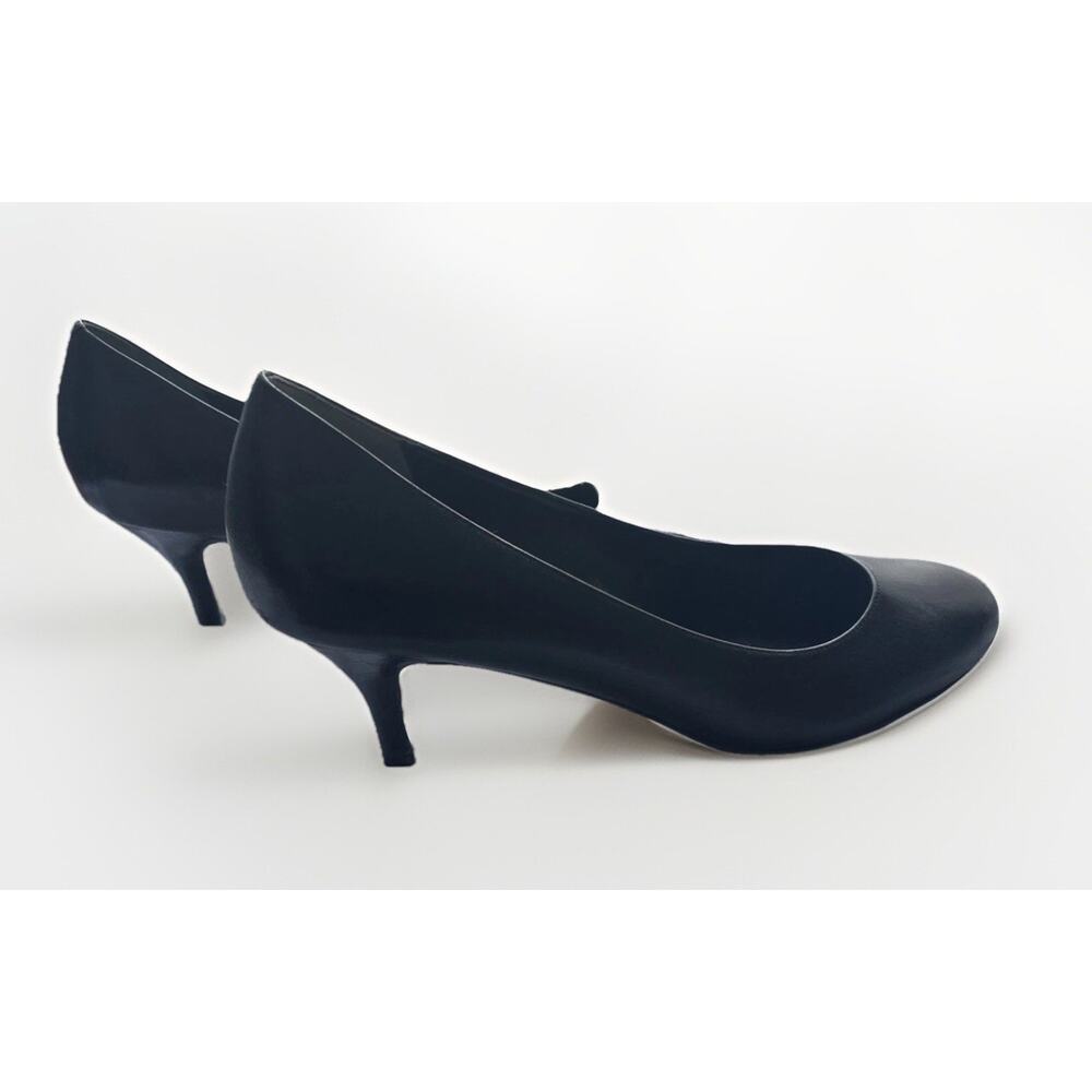 Cole Haan Air Pumps Black Leather Round Toe Size 9